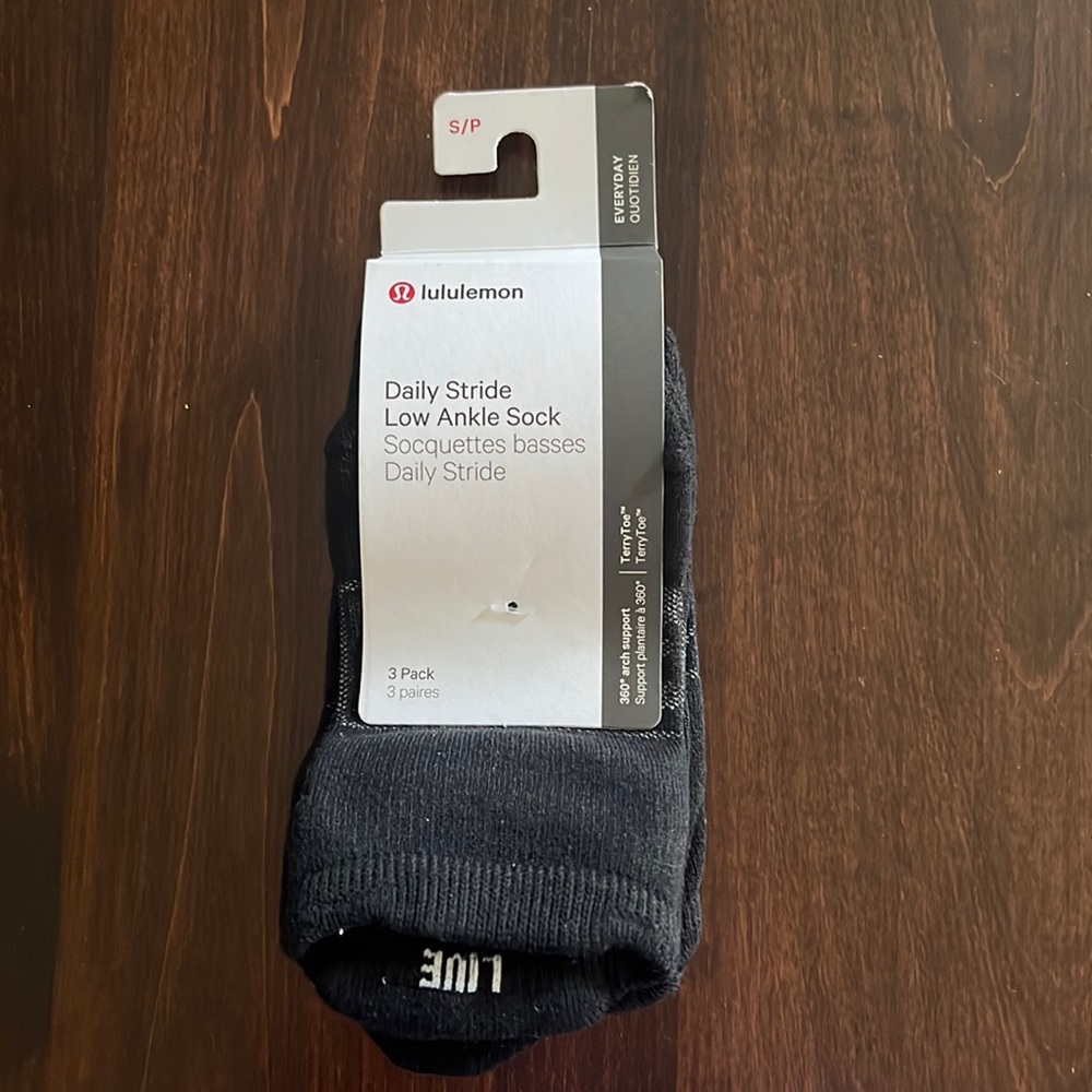 Lululemon socks